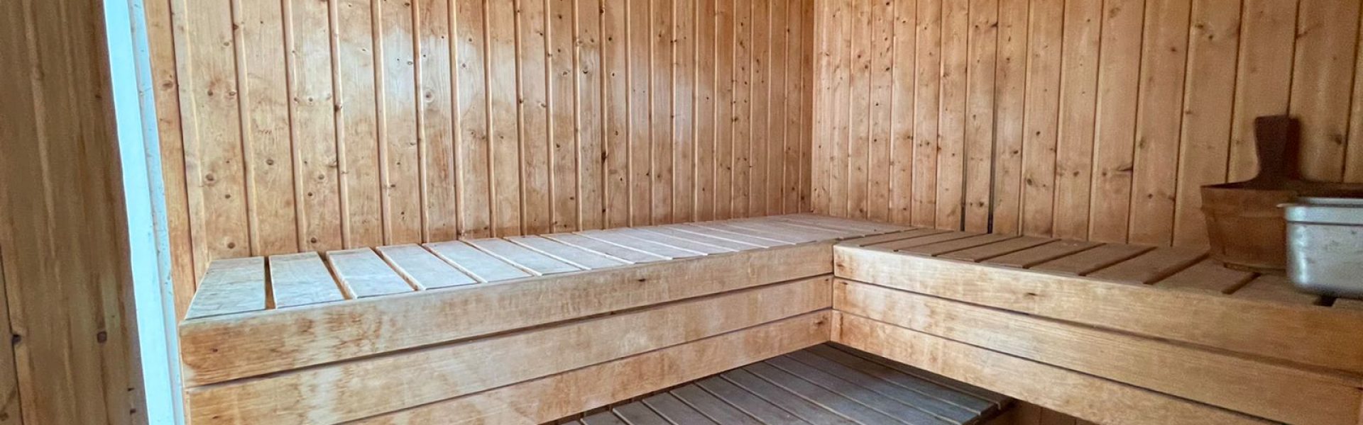 ed806c9c-4162-4a30-b659-fffee736f9e6